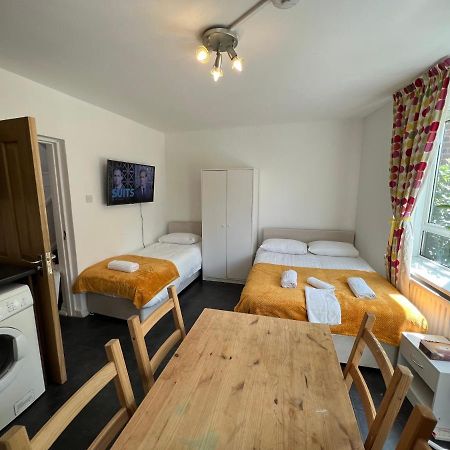 לונדון Lovely Budget Rooms In Camden - Kings Cross מראה חיצוני תמונה