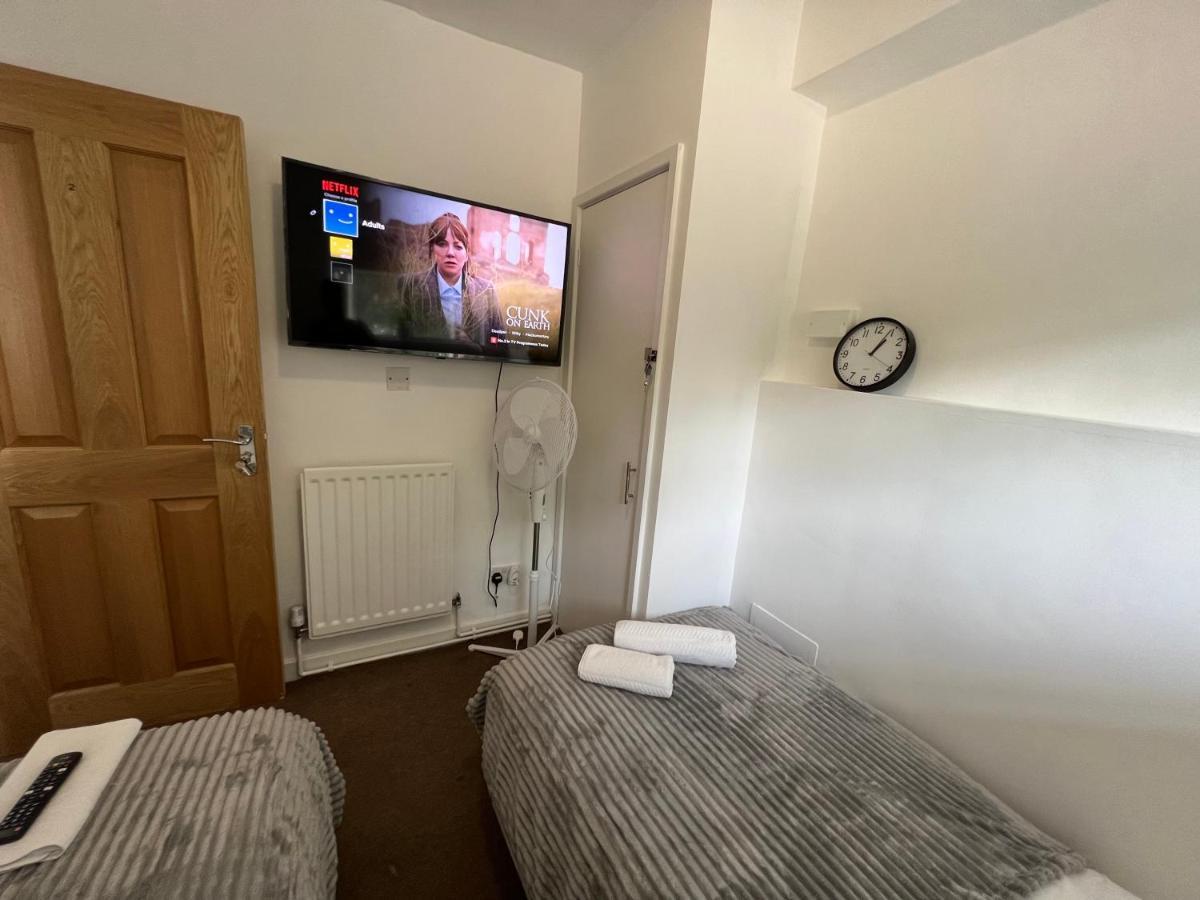לונדון Lovely Budget Rooms In Camden - Kings Cross מראה חיצוני תמונה